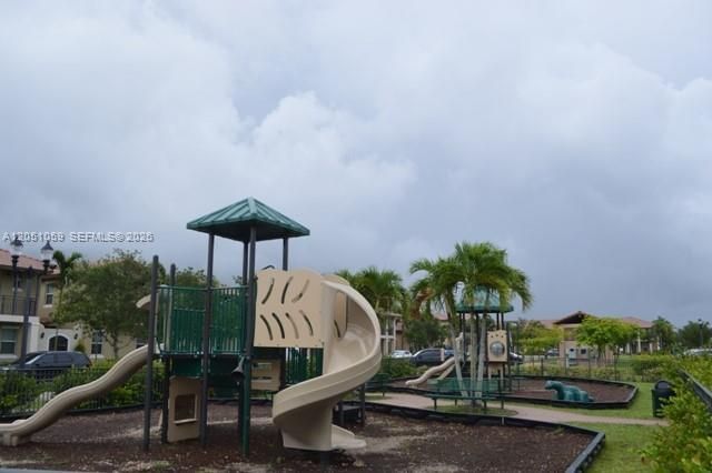 1213 SW 147th Ave , Pembroke Pines, FL 33027 Photo