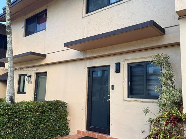 131 SW 109th Ave , Unit L5, Sweetwater, FL 33174