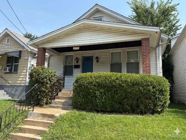4083 Schiller Place, St Louis, MO 63116