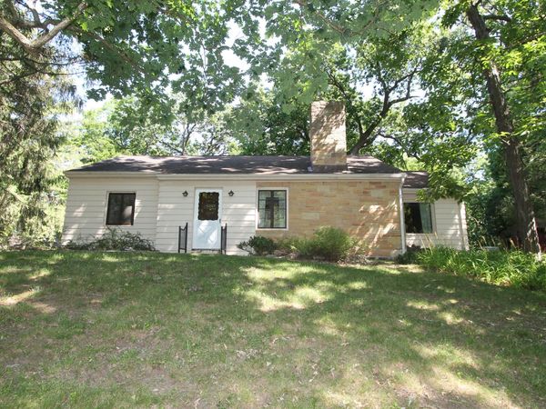 29306 Durand Ave, Burlington, WI 53105