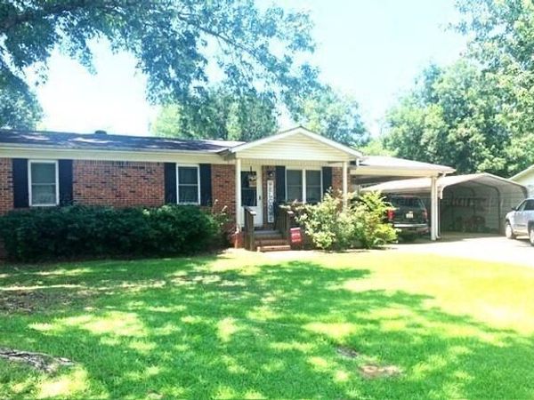 154 HAYNES St, Sulligent, AL 35586