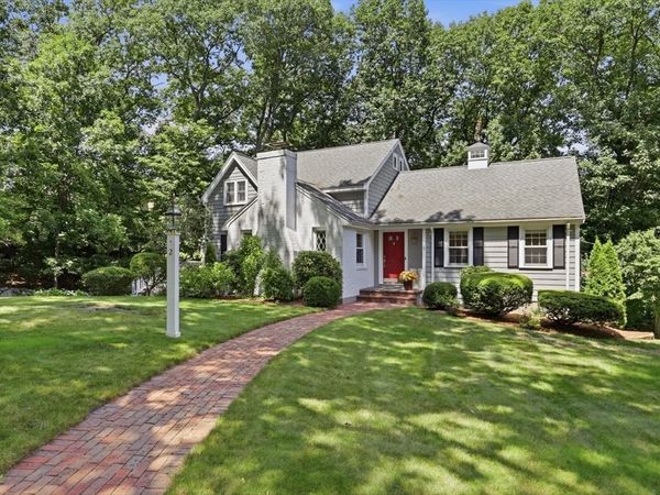 2 Olde Lyme Road, Winchester, MA 01890