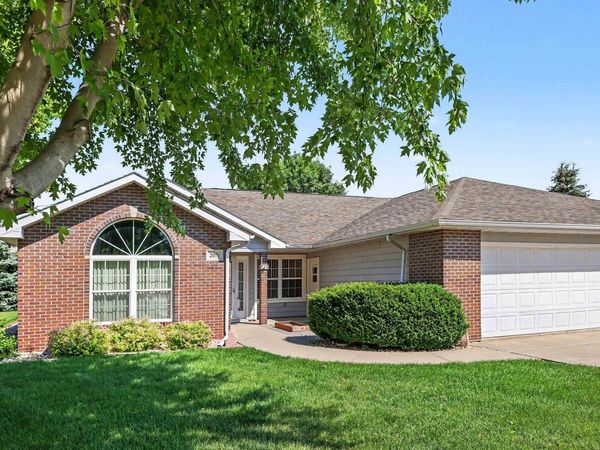 2051 Arbor Ridge, Brookings, SD 57006