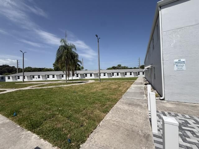 4393 Windsor Avenue, Unit 13, West Palm Beach, FL 33407 Photo