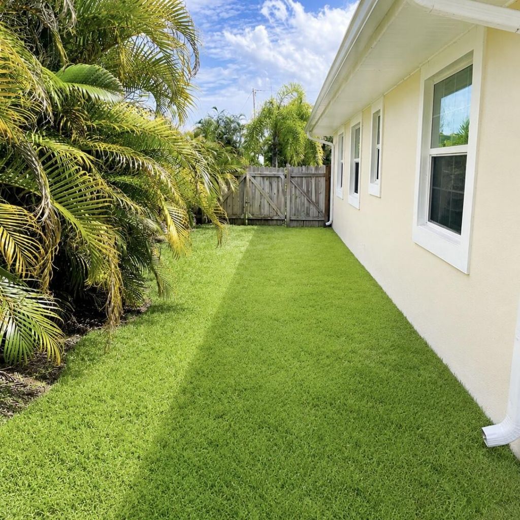 1023 NW Spruce Ridge Drive, Stuart, FL 34997 Photo