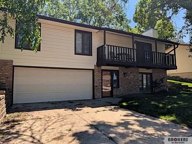 6020 S 48th Street, Lincoln, NE 68516
