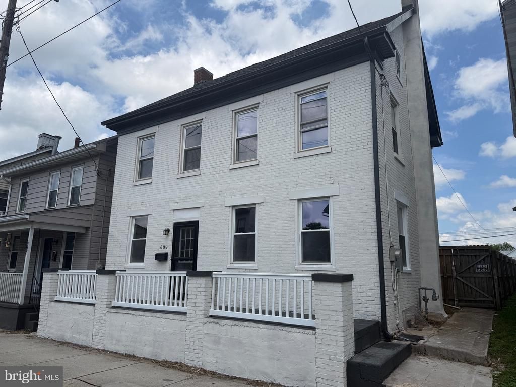 609 MAIN STREET , MCSHERRYSTOWN, PA 17344