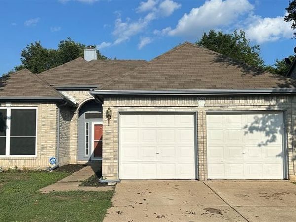 2336 Timbercreek Drive, Glenn Heights, TX 75154