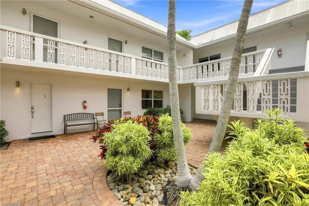780 10th Ave S, Unit 1, Naples, FL 34102 Photo