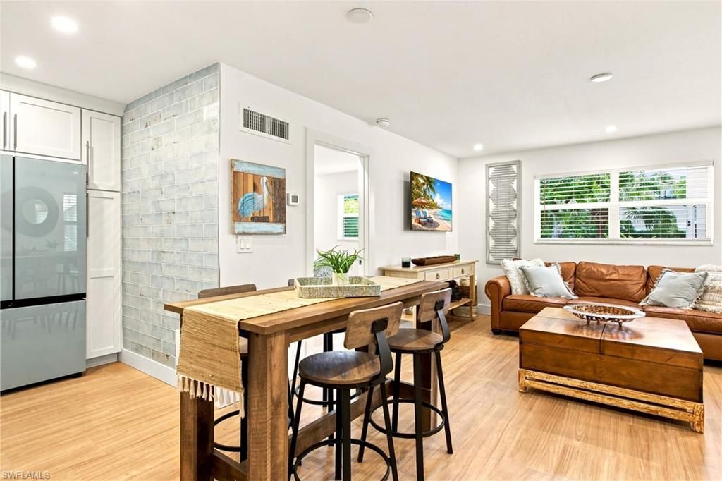 780 10th Ave S, Unit 1, Naples, FL 34102 Photo