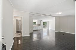 842 Links Court photo 4