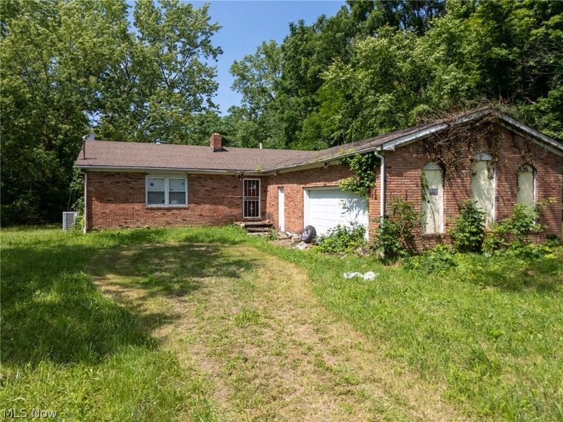 17222 Reynolds Road, West Farmington, OH 44491 Photo 2