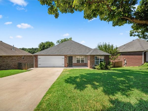 6257 Cord Avenue , Springdale, AR 72762