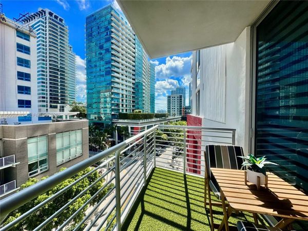 90 NE 32 ST , Unit 613, Miami, FL 33137