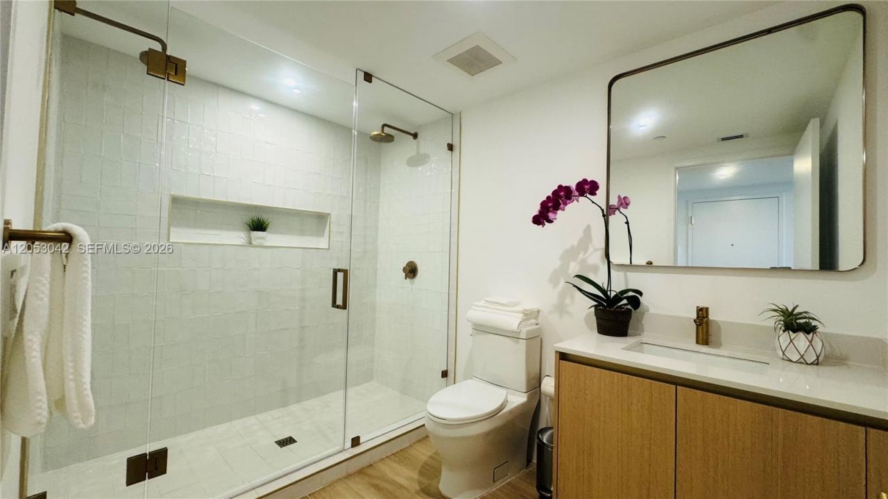 90 NE 32 St , Unit 613, Miami, FL 33137 Photo
