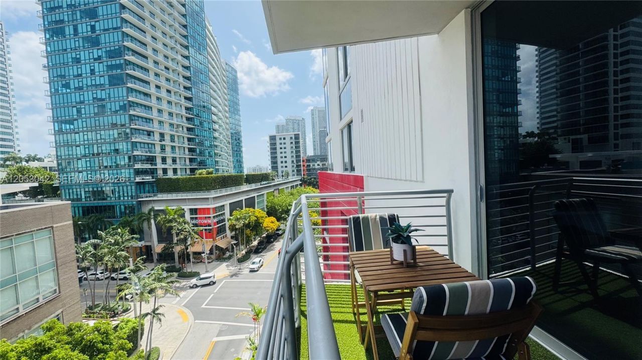 90 NE 32 St , Unit 613, Miami, FL 33137 Photo
