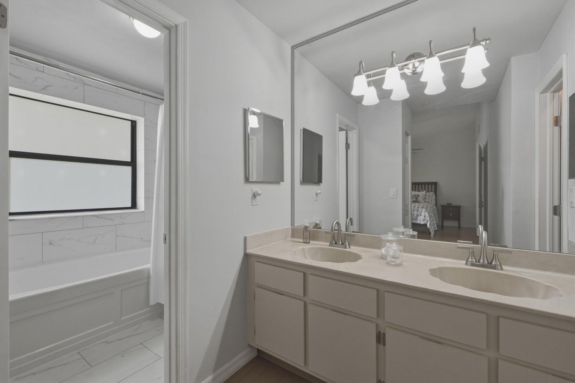9014 Vineyard Lake Drive, Plantation, FL 33324 Photo