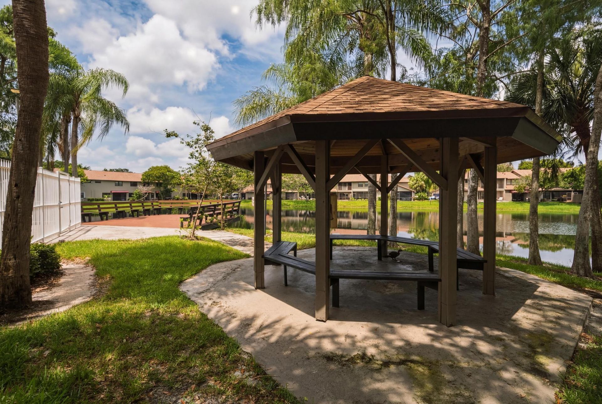 9014 Vineyard Lake Drive, Plantation, FL 33324 Photo