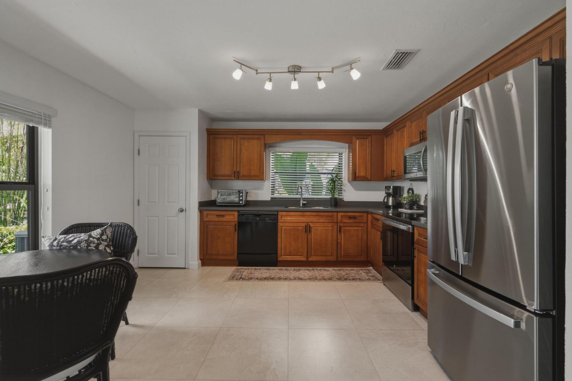 9014 Vineyard Lake Drive, Plantation, FL 33324 Photo