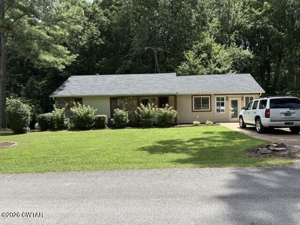 787 Parkburg Road , Pinson, TN 38366