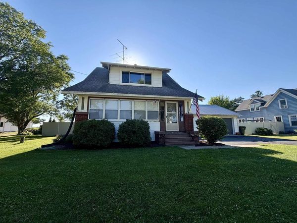 S9913 County Rd E, Sauk City, WI 53583