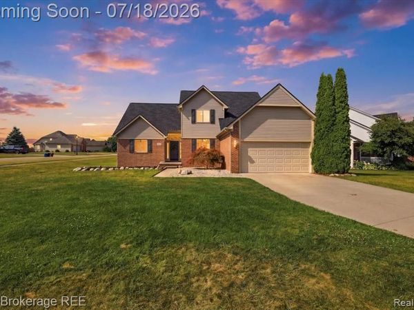1340 Park Ridge Pointe, Grand Blanc Twp, MI 48439