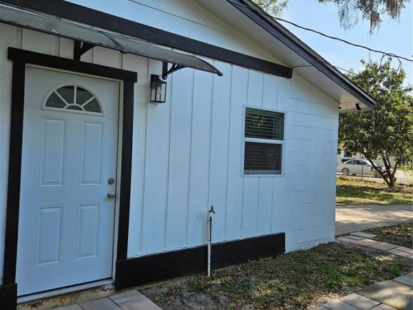 345 N THOMPSON ROAD , Unit B, APOPKA, FL 32703