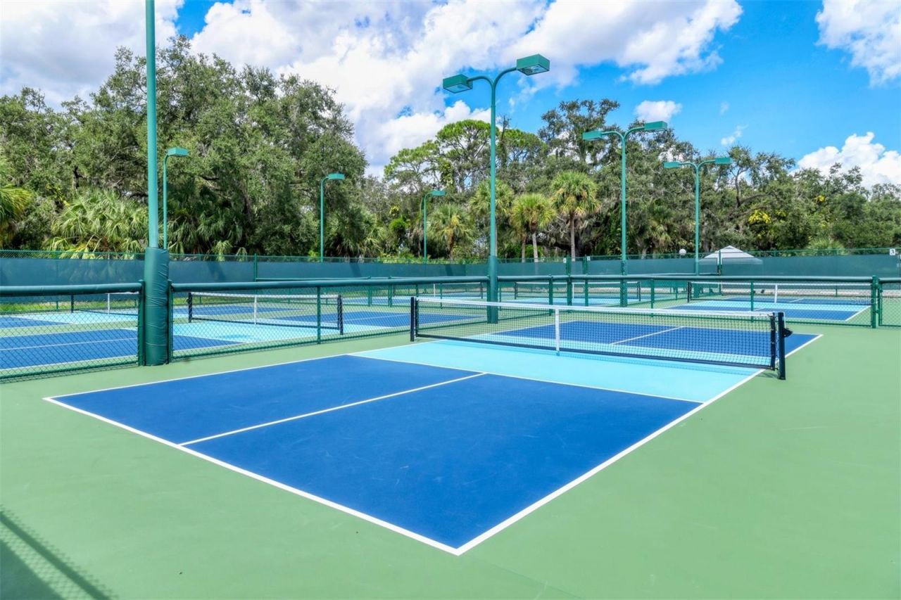 5273 Villa Majorca Court, Unit 25, Sarasota, FL 34235 Photo