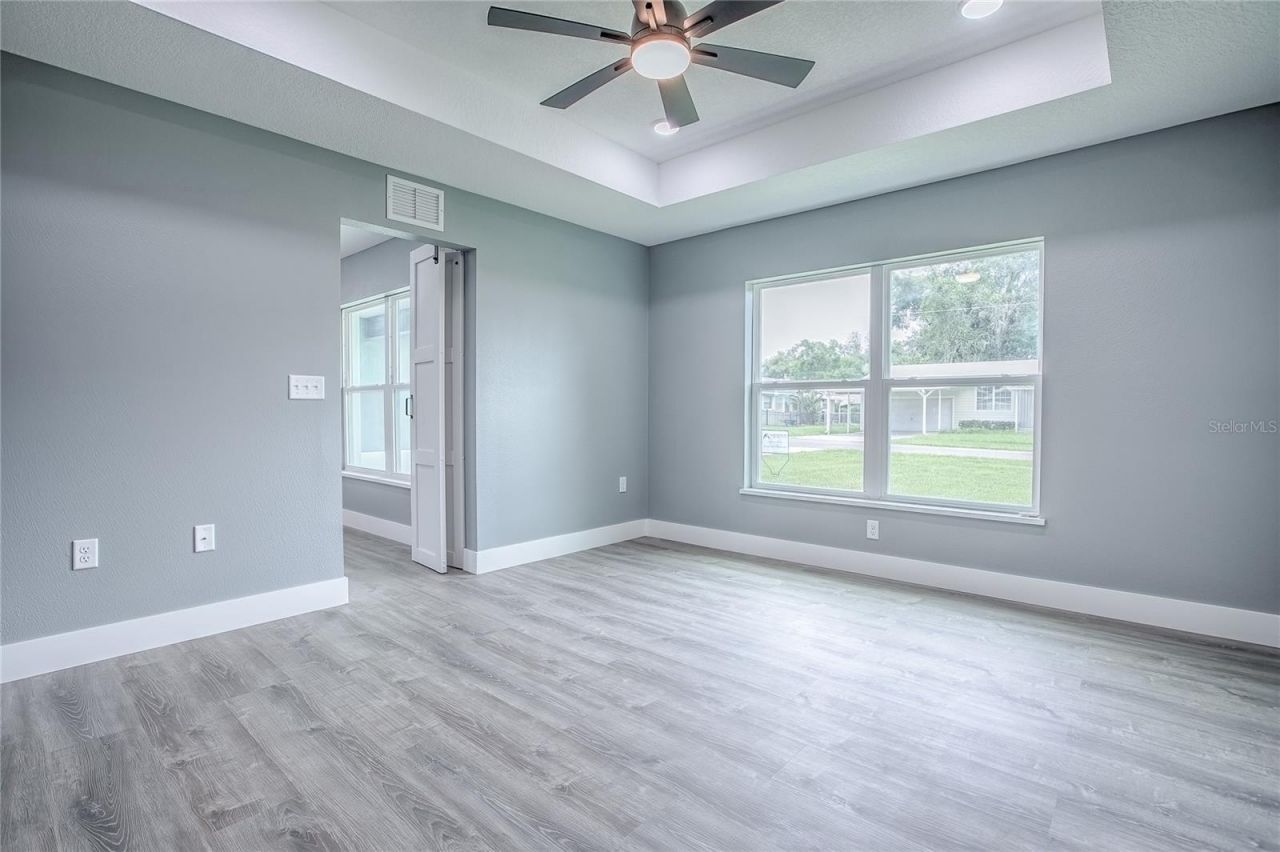 557 County Road 487 , Lake Panasoffkee, FL 33538 Photo