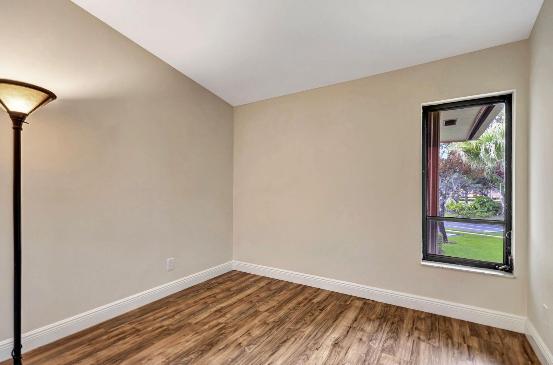 1109 Duncan Circle, Unit 201, Palm Beach Gardens, FL 33418 Photo
