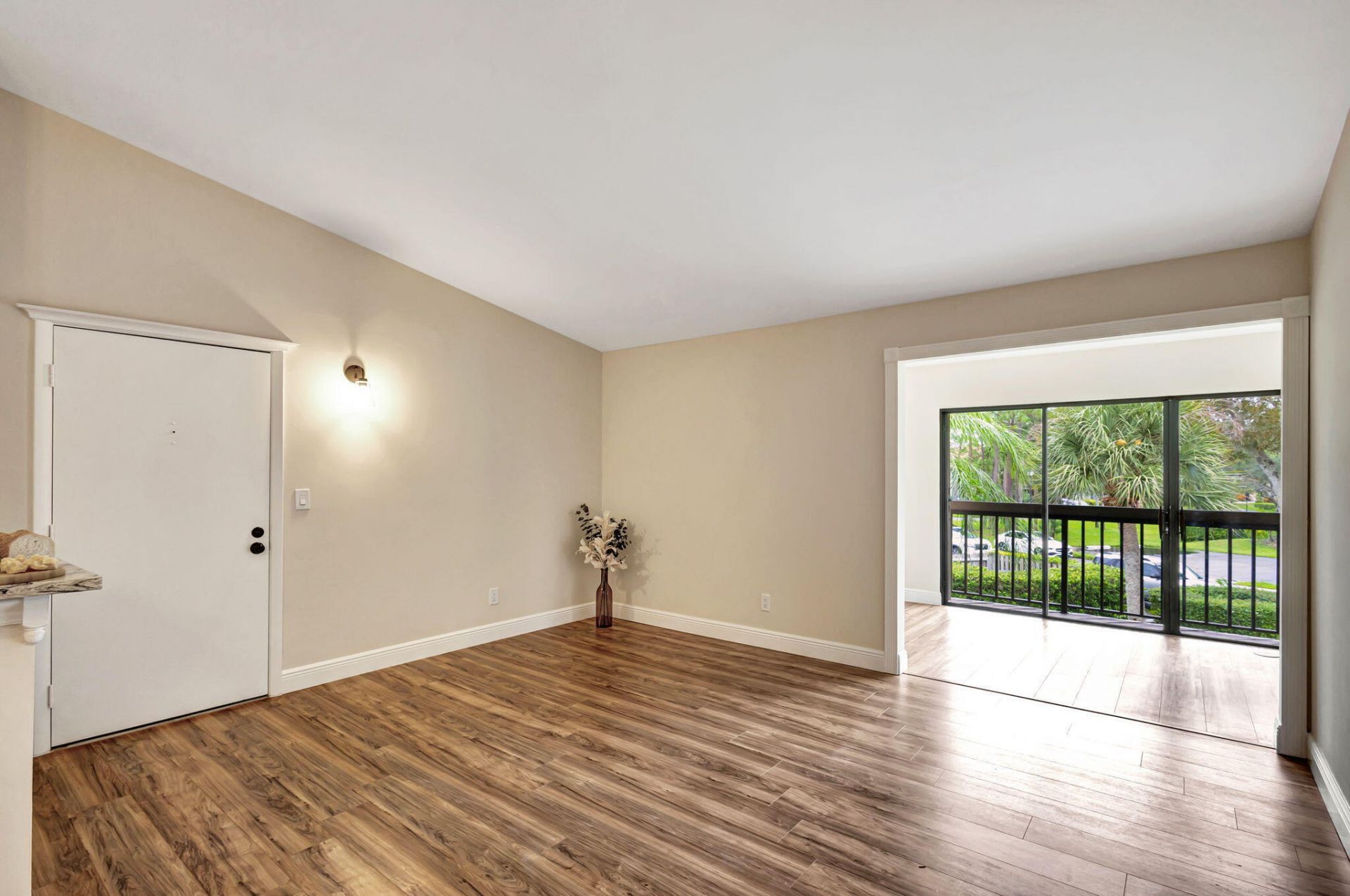 1109 Duncan Circle, Unit 201, Palm Beach Gardens, FL 33418 Photo