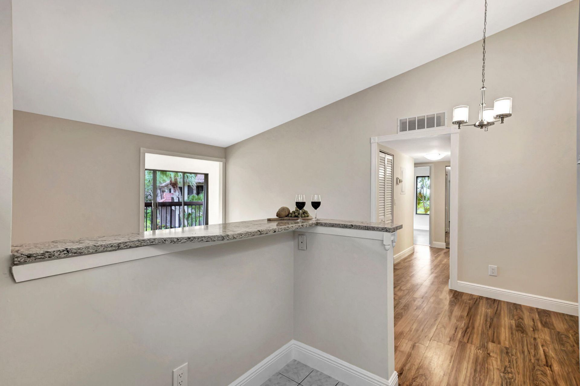 1109 Duncan Circle, Unit 201, Palm Beach Gardens, FL 33418 Photo
