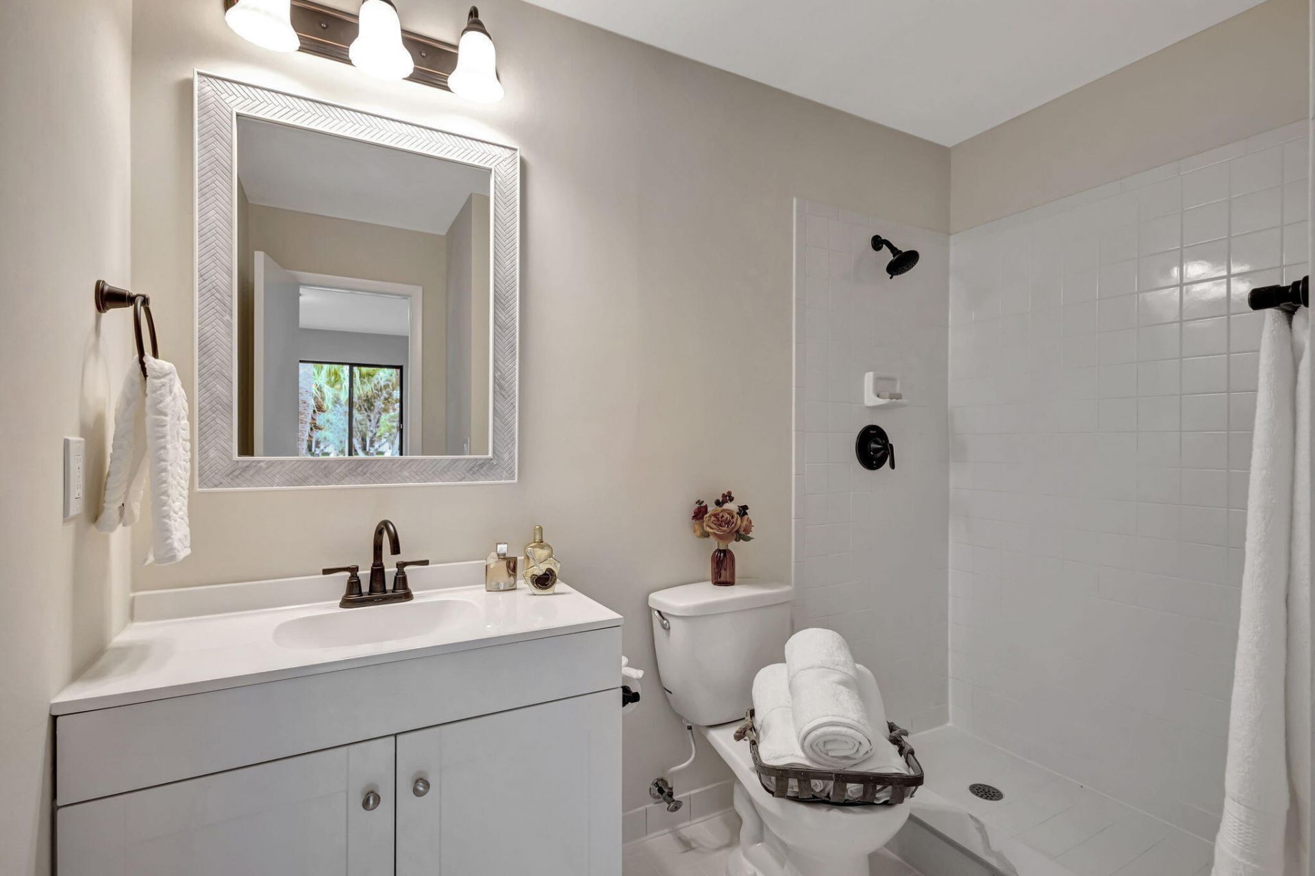 1109 Duncan Circle, Unit 201, Palm Beach Gardens, FL 33418 Photo