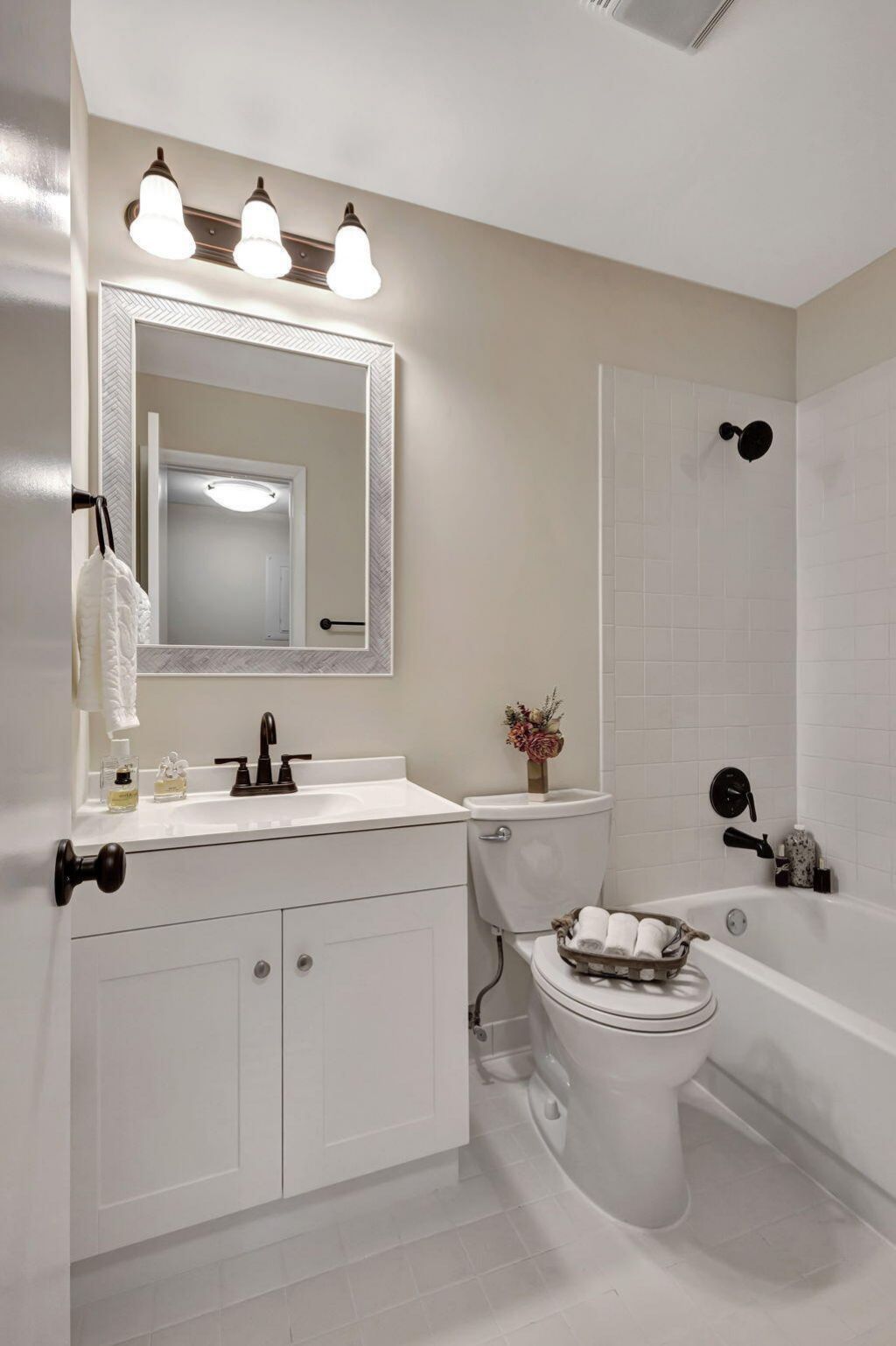 1109 Duncan Circle, Unit 201, Palm Beach Gardens, FL 33418 Photo