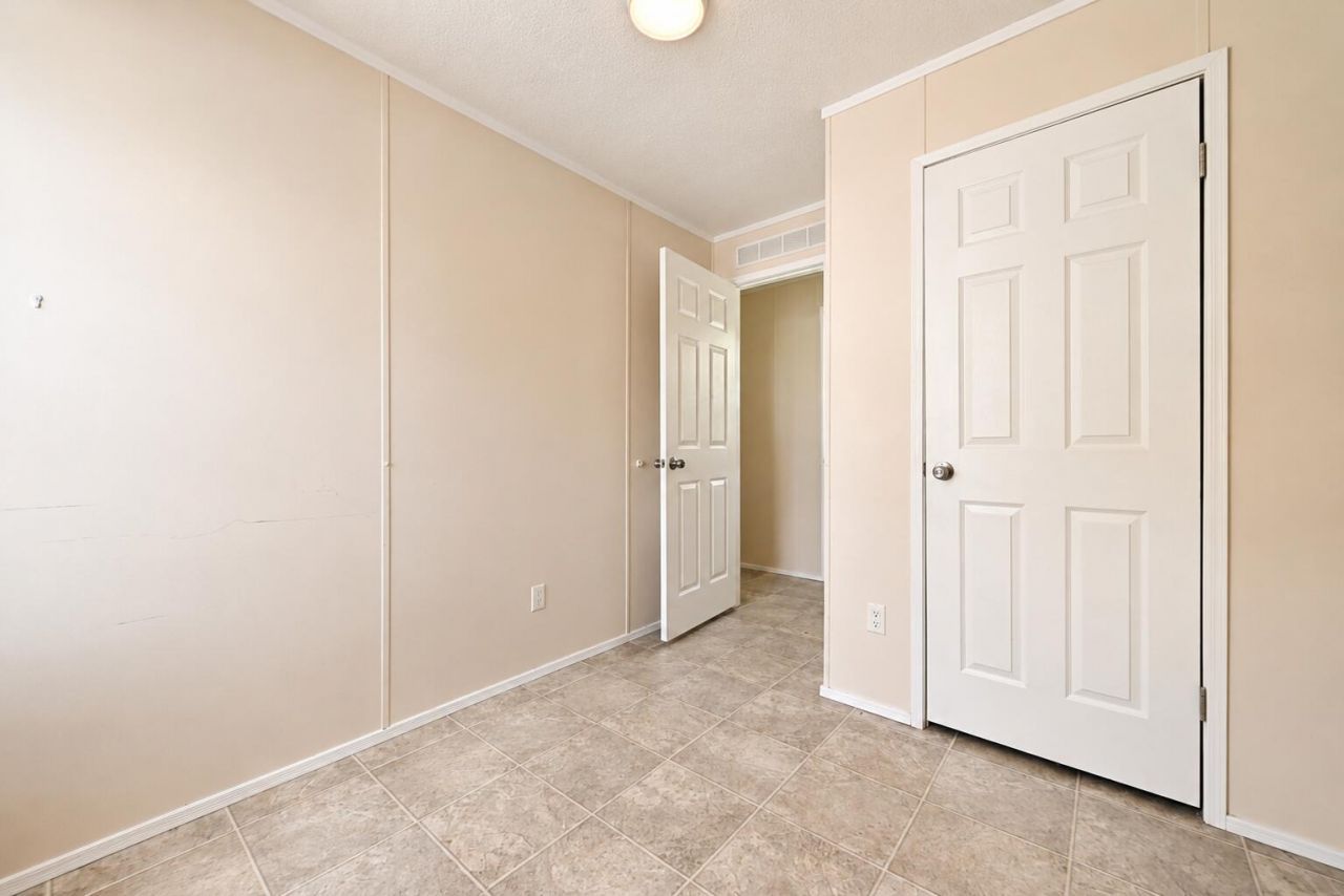 8137 SW Wildwood Drive, Stuart, FL 34997 Photo
