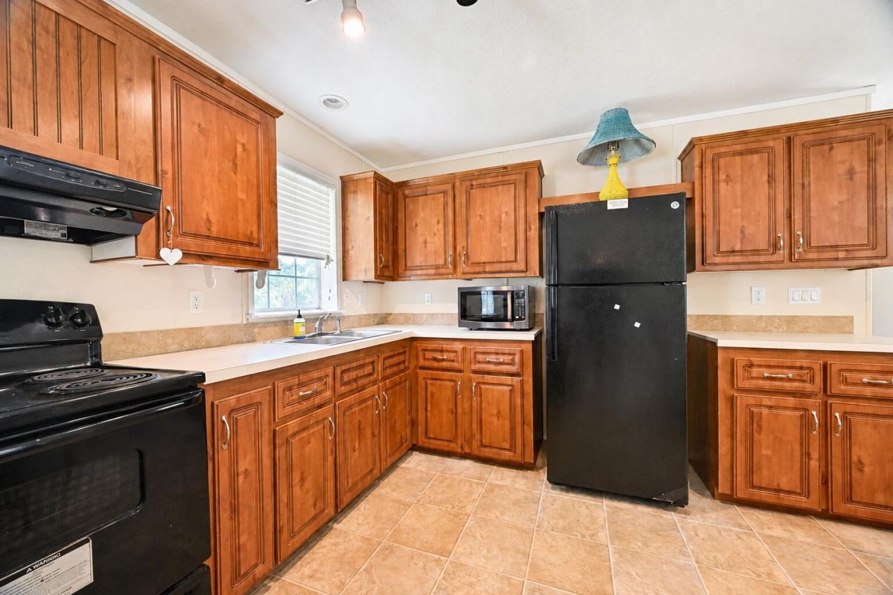 8137 SW Wildwood Drive, Stuart, FL 34997 Photo