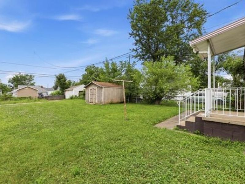 2487 Azelda Street , Columbus, OH 43211 Photo 10
