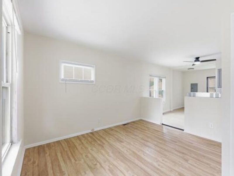 2487 Azelda Street , Columbus, OH 43211 Photo 11