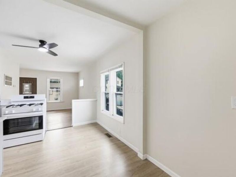 2487 Azelda Street , Columbus, OH 43211 Photo 18