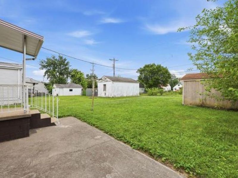 2487 Azelda Street , Columbus, OH 43211 Photo 5