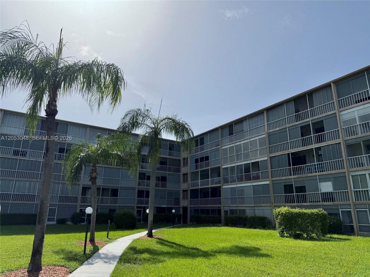 4700 Washington St, Unit 502, Hollywood, FL 33021 Photo