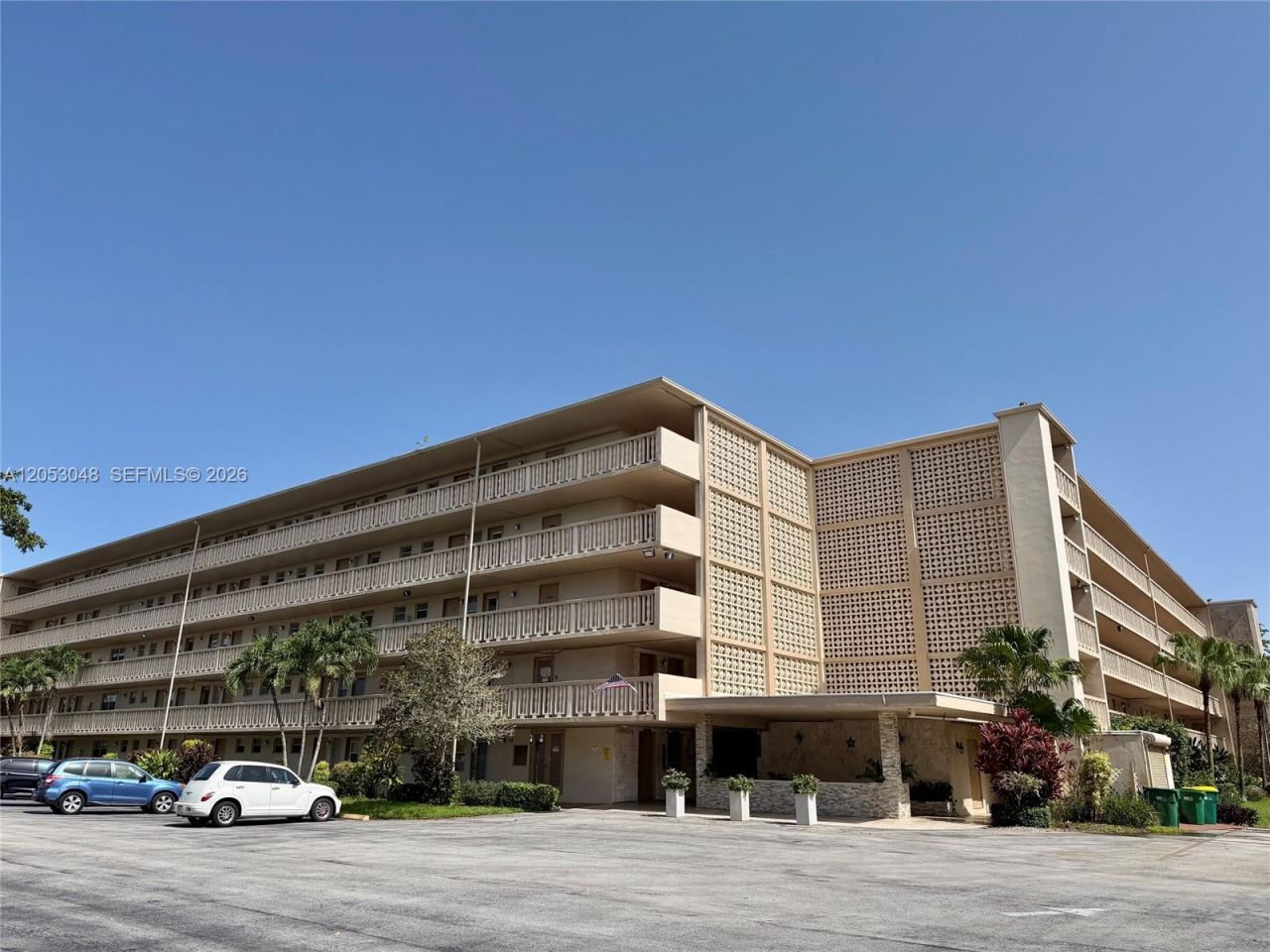 4700 Washington St, Unit 502, Hollywood, FL 33021 Photo