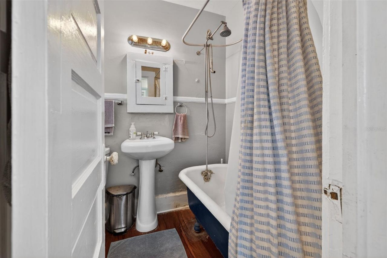 633 7th Avenue N, Saint Petersburg, FL 33701 Photo