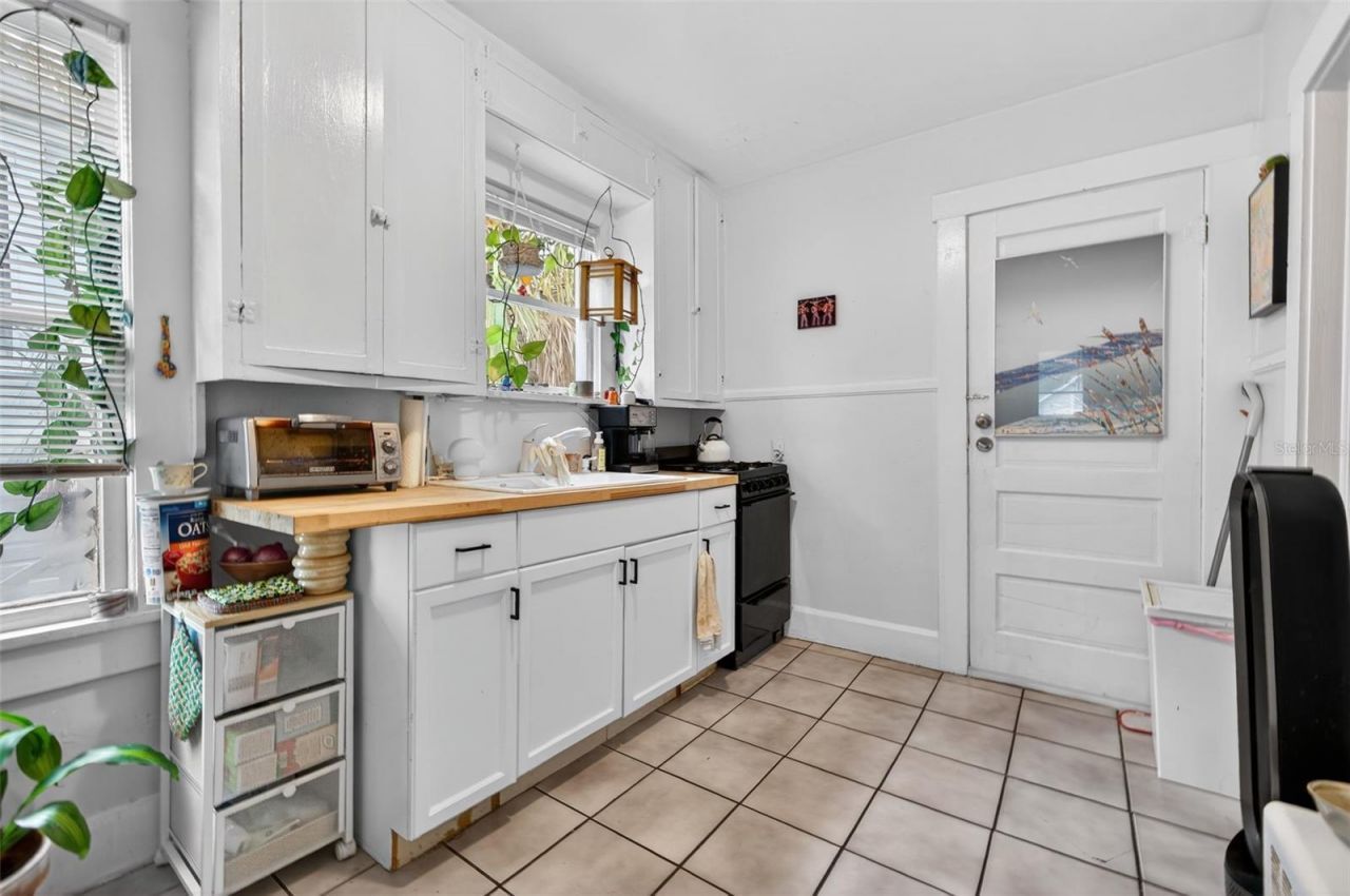 633 7th Avenue N, Saint Petersburg, FL 33701 Photo