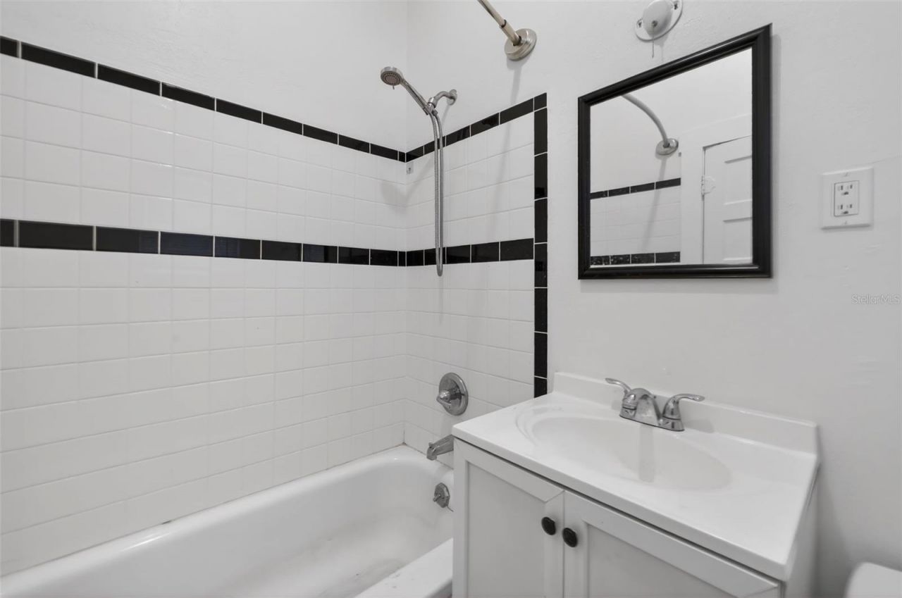 633 7th Avenue N, Saint Petersburg, FL 33701 Photo