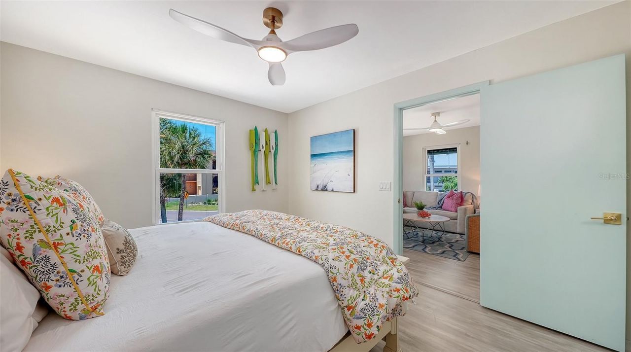 6327 Gulf Drive, Holmes Beach, FL 34217 Photo