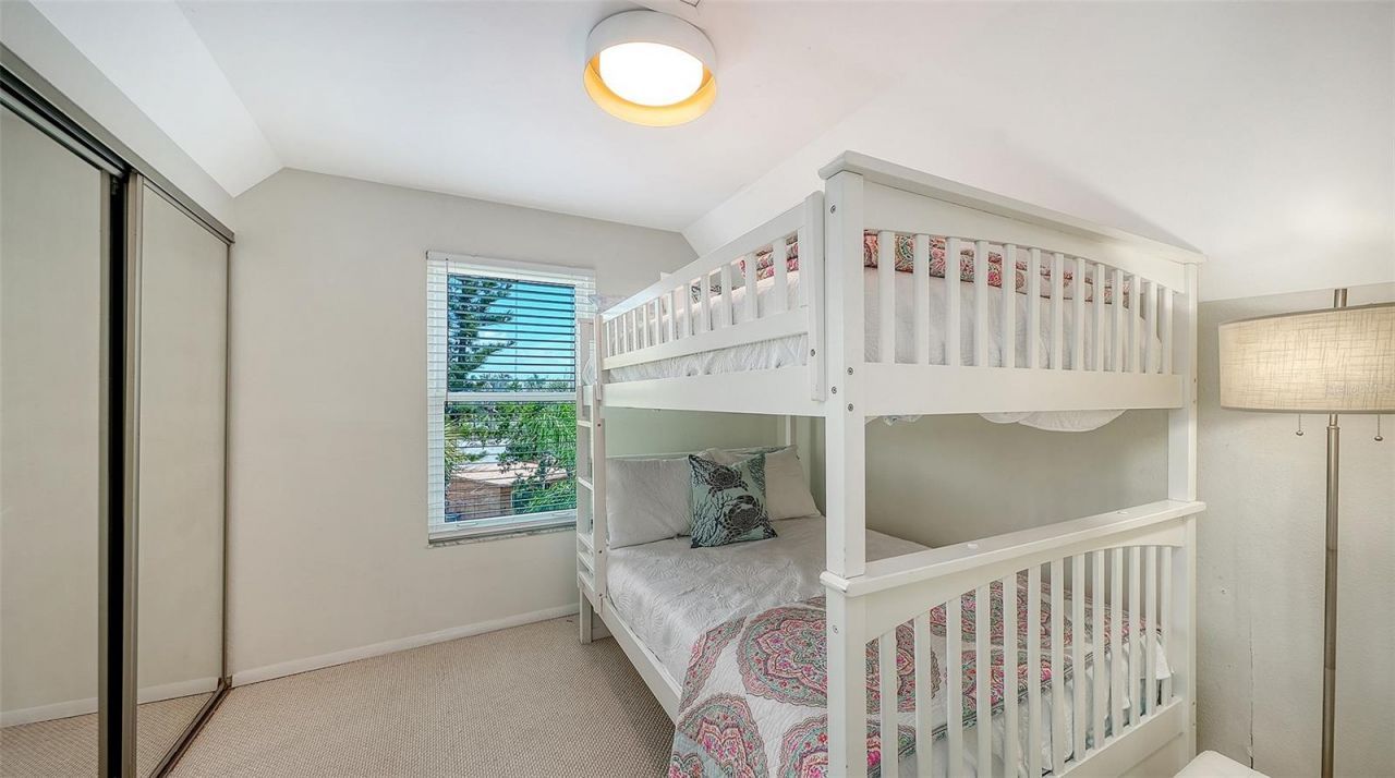 6327 Gulf Drive, Holmes Beach, FL 34217 Photo