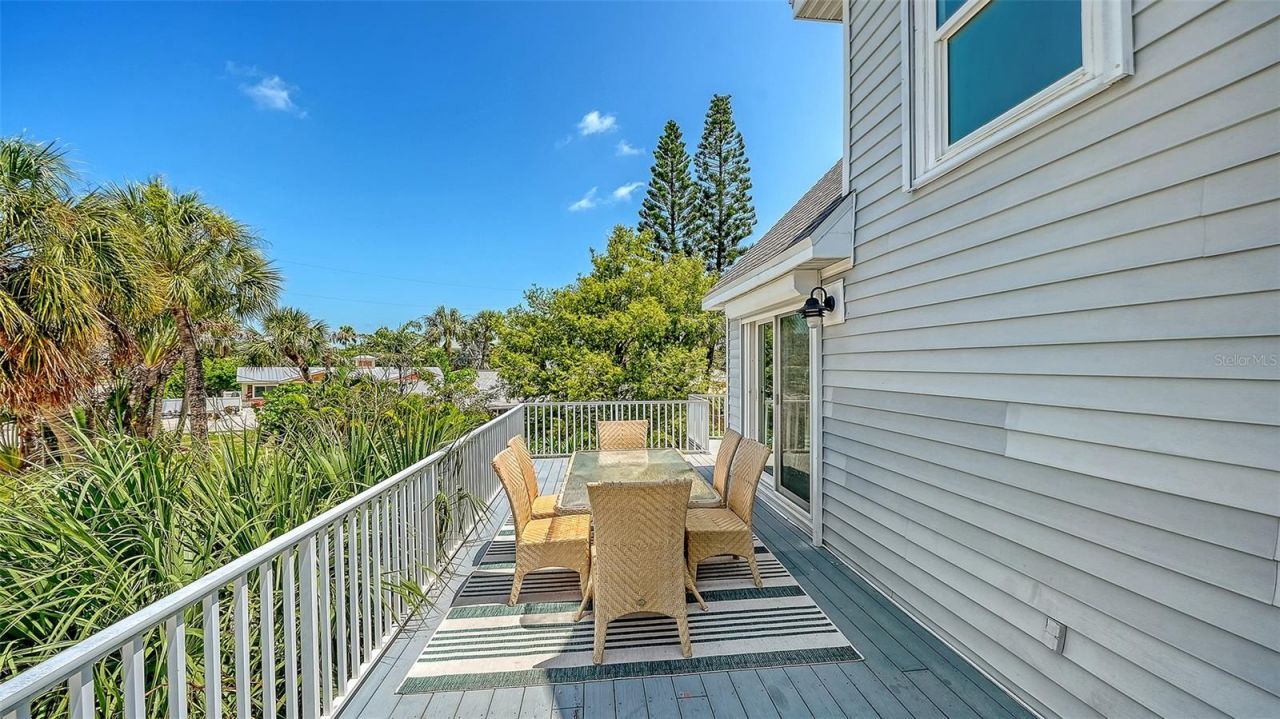 6327 Gulf Drive, Holmes Beach, FL 34217 Photo