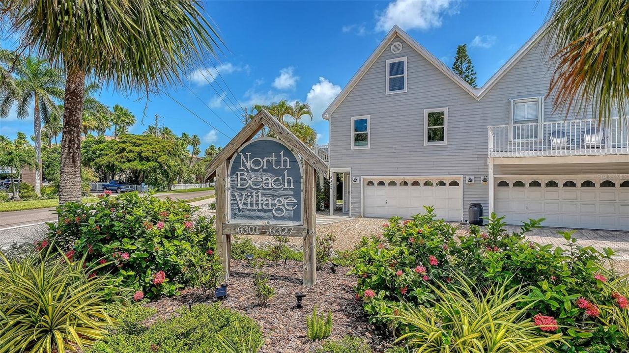 6327 Gulf Drive, Holmes Beach, FL 34217 Photo