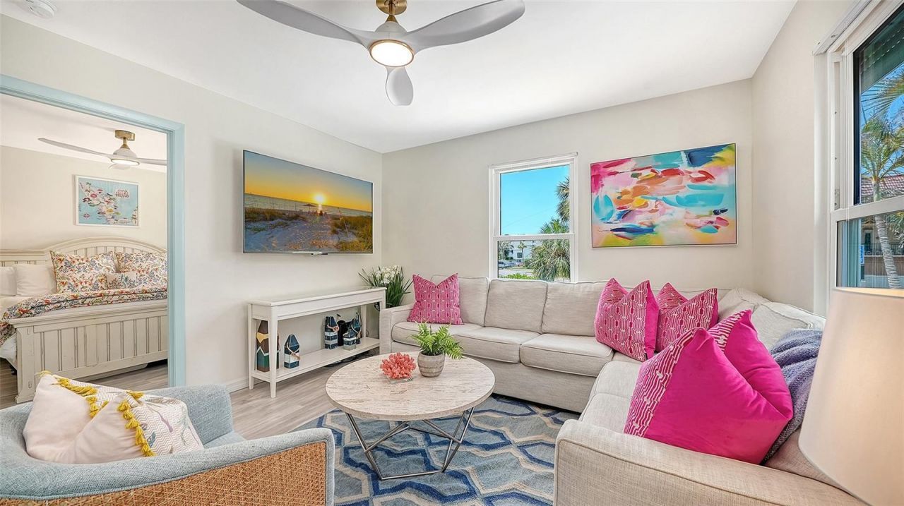6327 Gulf Drive, Holmes Beach, FL 34217 Photo